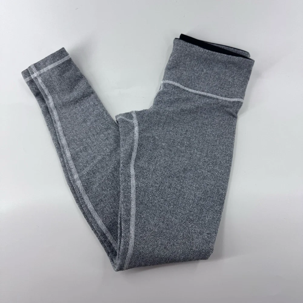 Lululemon‎ Athletica Heathered Gray Leggings
